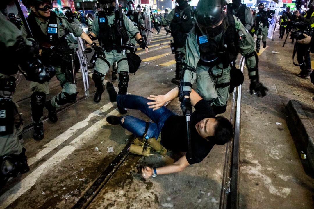 Advocacy Group Condemns Hong Kong’s Arrest Warrant for Australian Professor