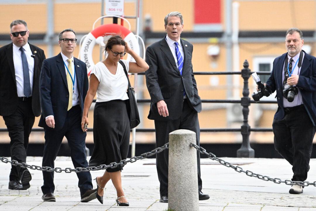 Trump to Decide China Tariff Truce Extension After Trade Talks Conclude