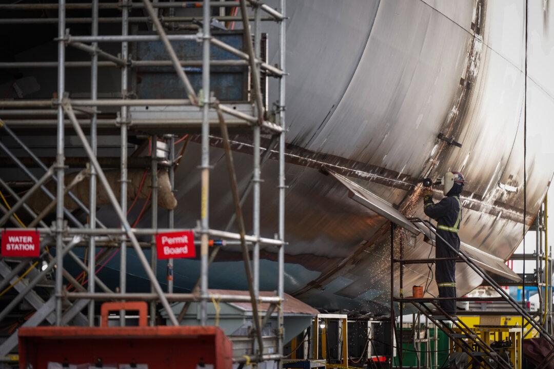 Canada’s Economy Contracts in May, but There Were Signs of a June Rebound