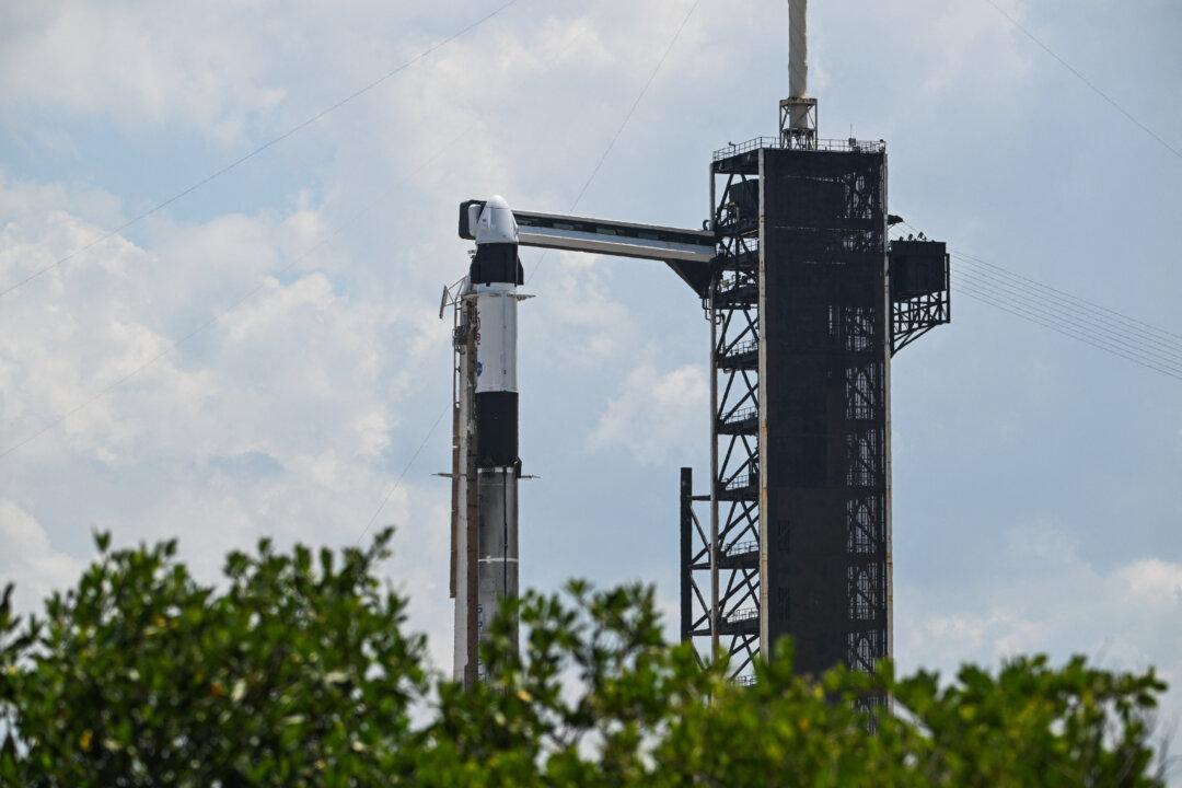 Launch of NASA’s SpaceX Crew Mission Wiped Due to Stormy Weather