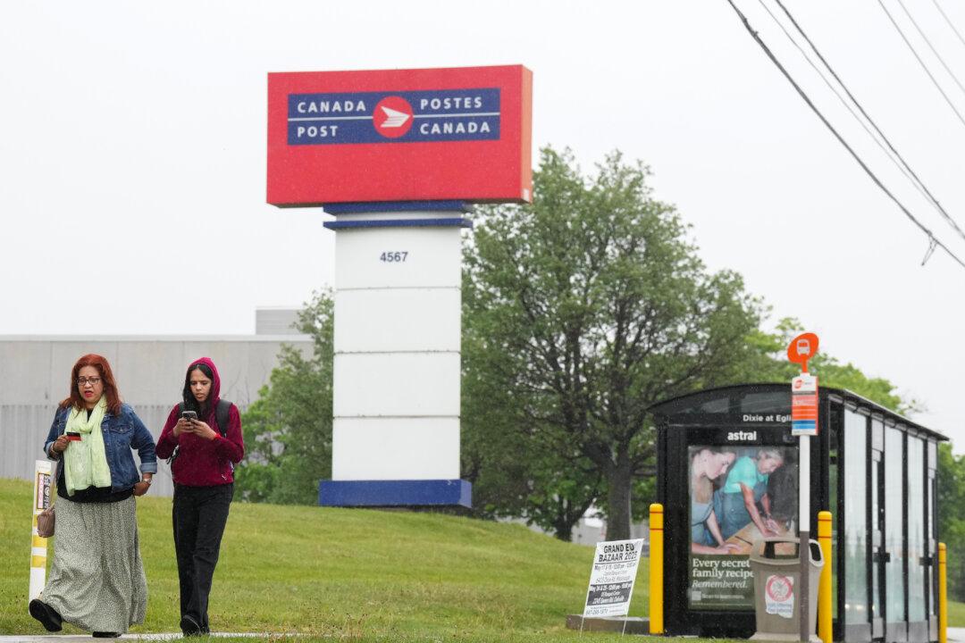 Canada Post and Union Meeting Delayed Until Next Week Due to Mediator Availability