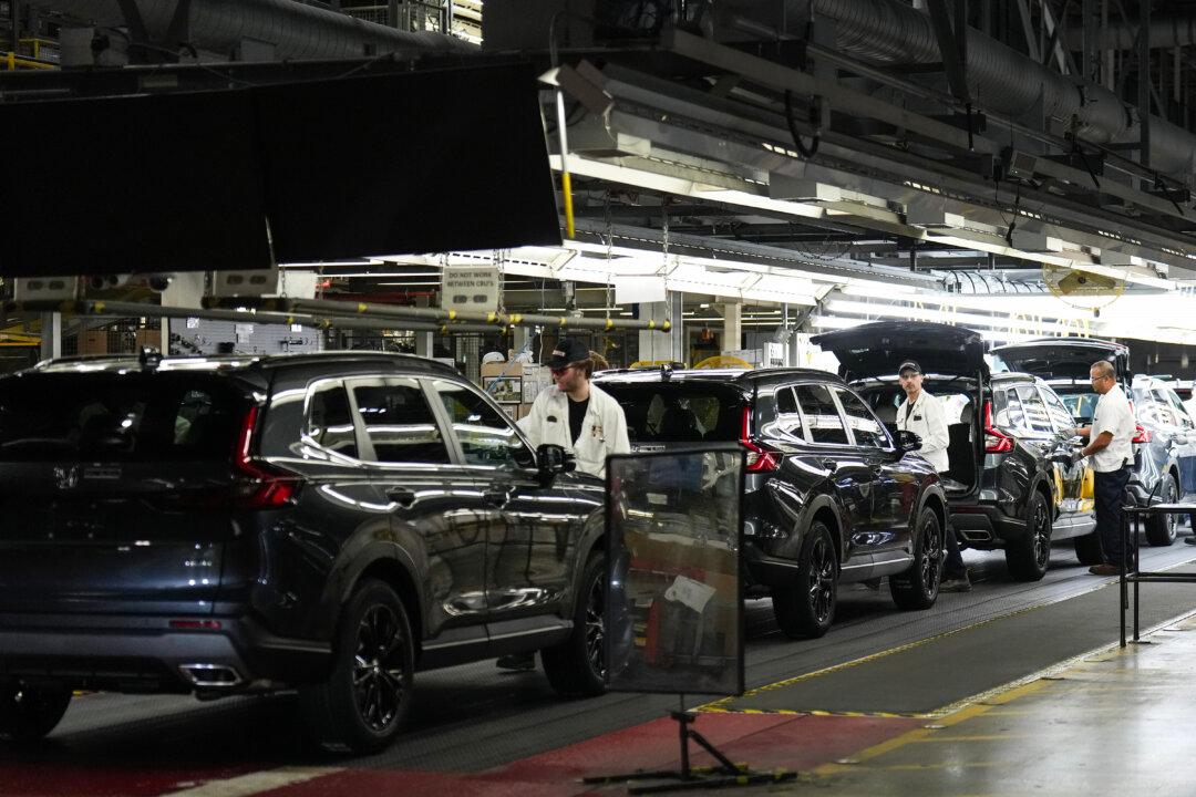 Fewer Firms Report US Tariff Hit as Manufacturing Sales Edge up in June