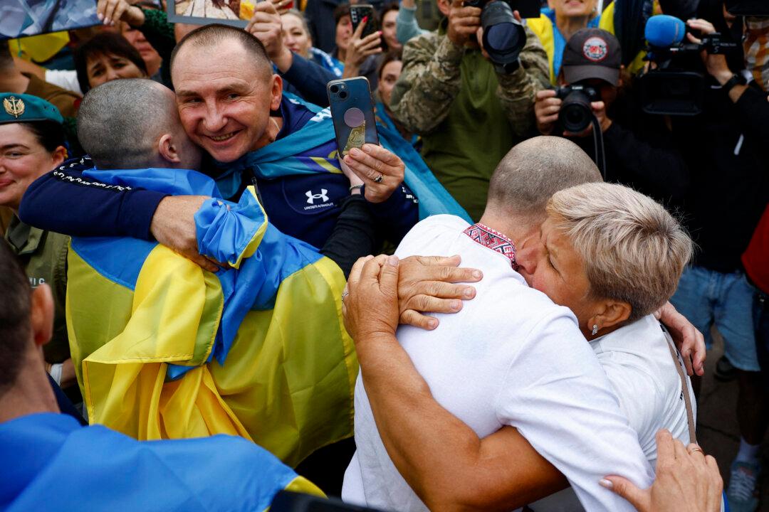 Russia and Ukraine Stage New Prisoner Exchange