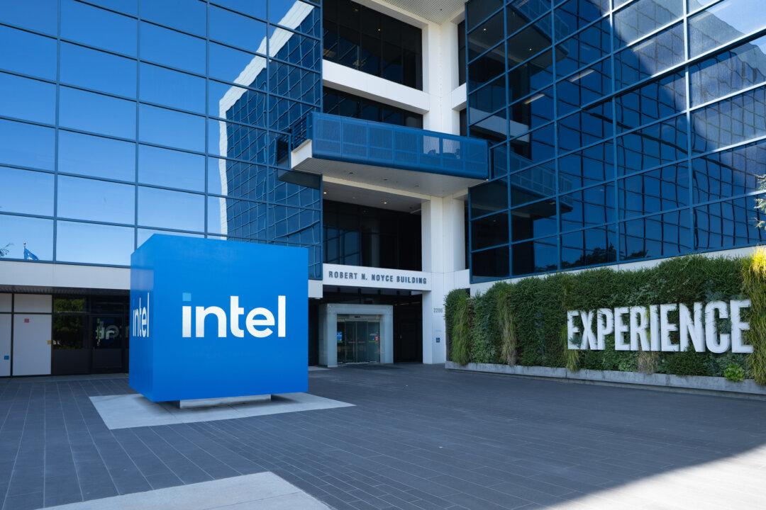 Trump Says He Will Make Deals Like the One With Intel ‘All Day Long’