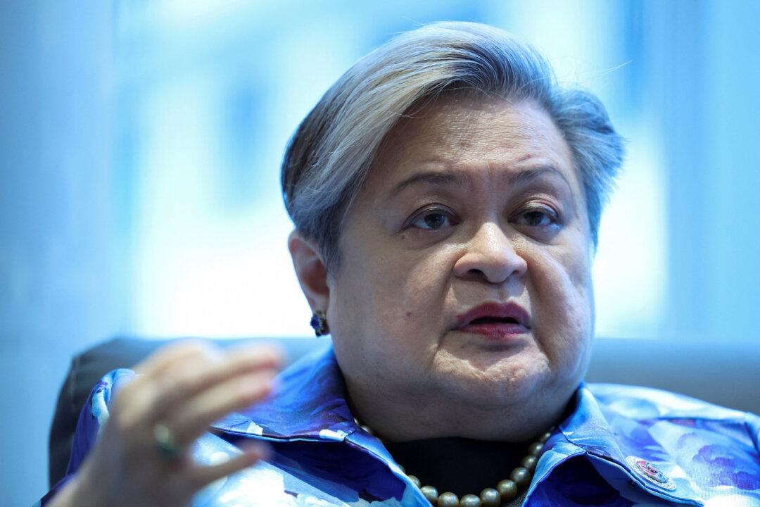 Philippines Open to Discuss Safety of Filipinos in Taiwan With China, Foreign Minister Says