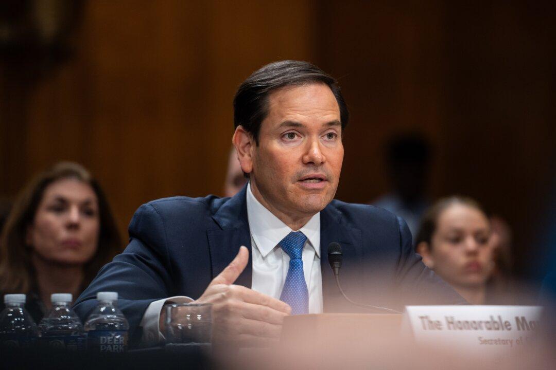 State Department Tightens Visas on Central Americans Over CCP Ties