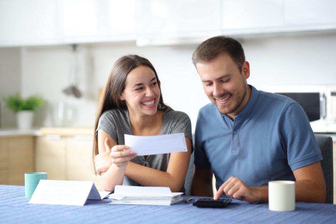 Will You Be Getting a Tariff Refund Check? How Should You Use It?