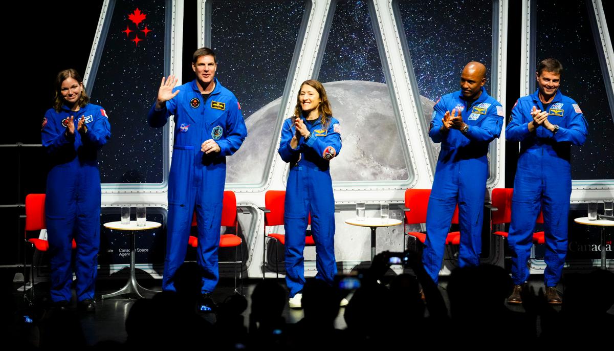 Artemis II Crew Gets Hero’s Welcome at Canadian Space Agency Headquarters in Quebec