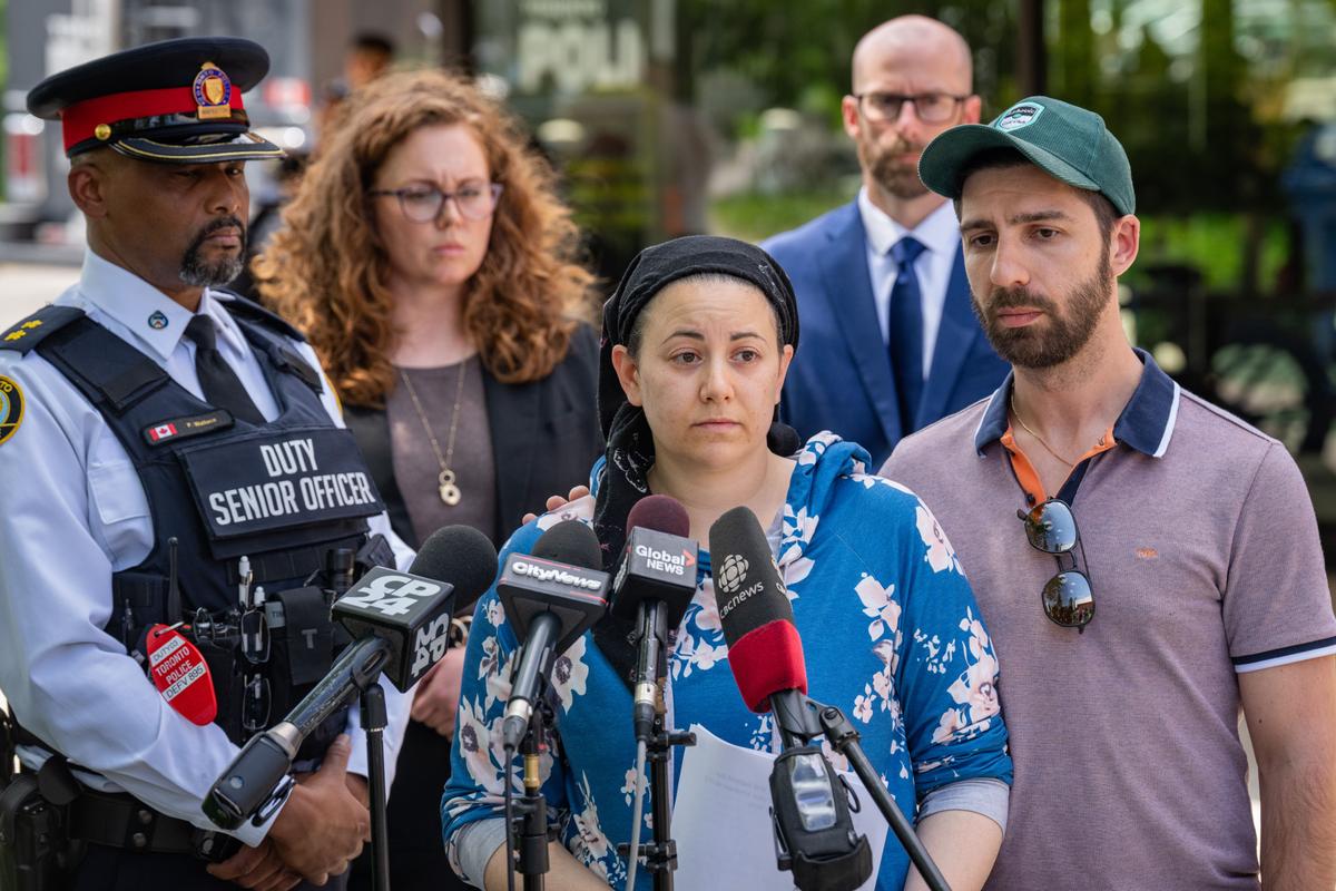 Toronto Police Share Updated Photo, New Website in Search for Missing Teen Girl