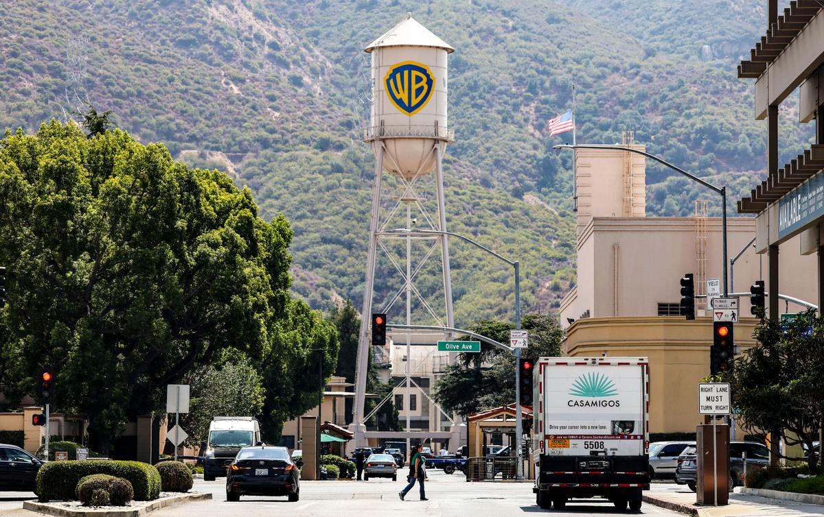 EU Examines Middle East Funding Behind Paramount’s Warner Acquisition