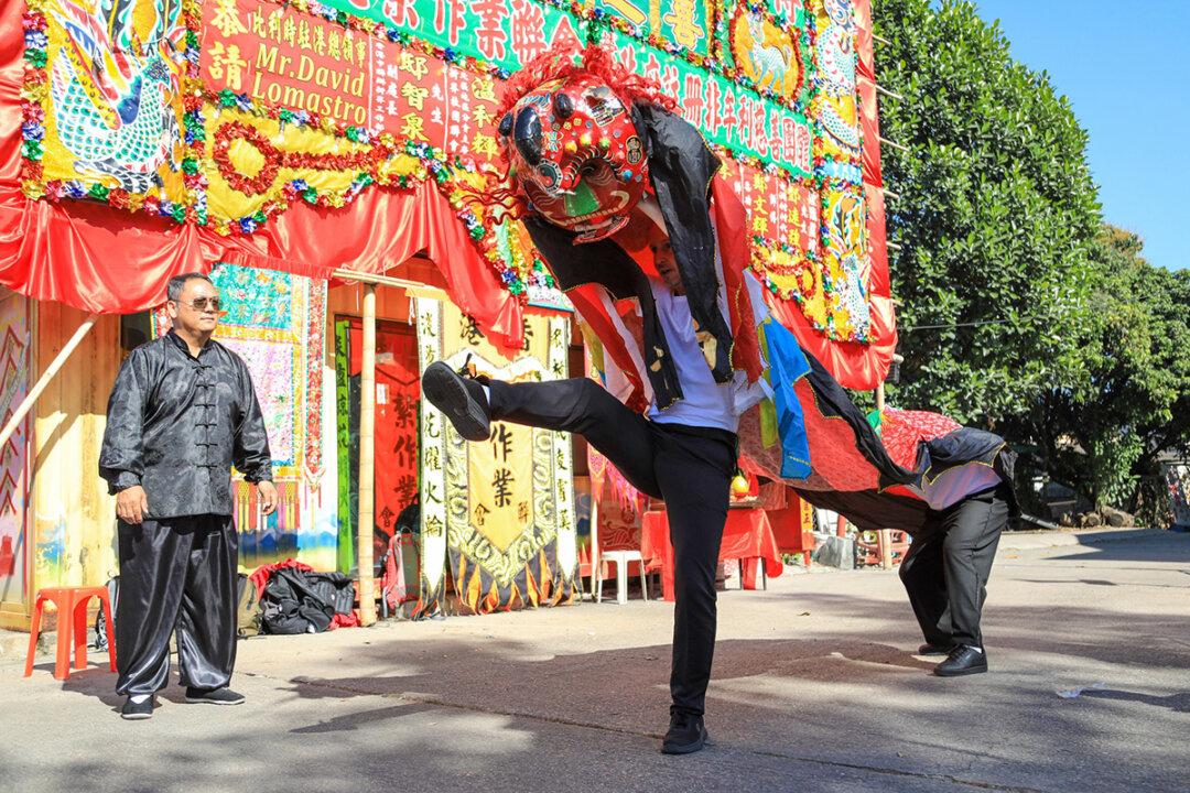A Belgian Martial Arts Devotee Travels to Hong Kong at Age 69 to Learn Pei Yau Dance