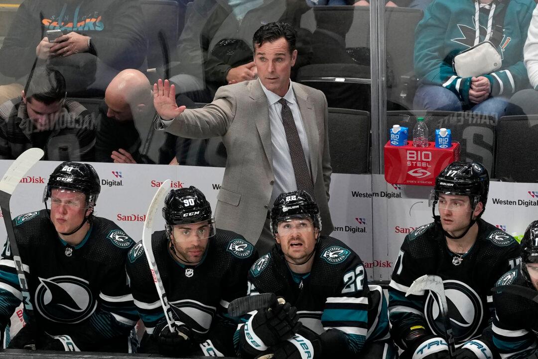 Sharks Cut Ties With Coach Quinn After Two Disappointing Seasons