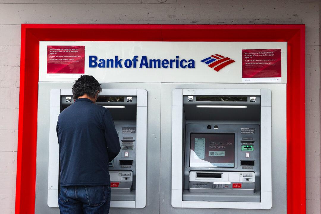 Shareholders, State Officials Allege Political, Religious Discrimination by Bank of America