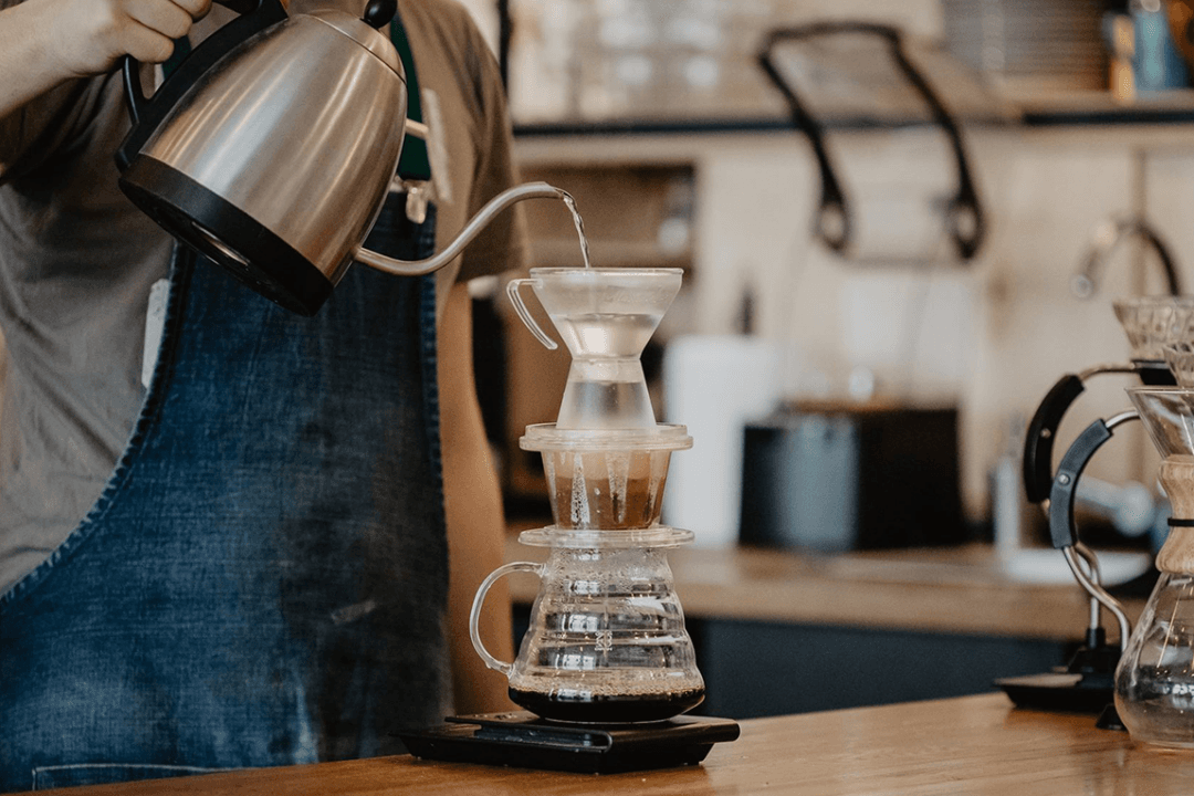 Easy Pour Over Coffee With the Gabi Master A