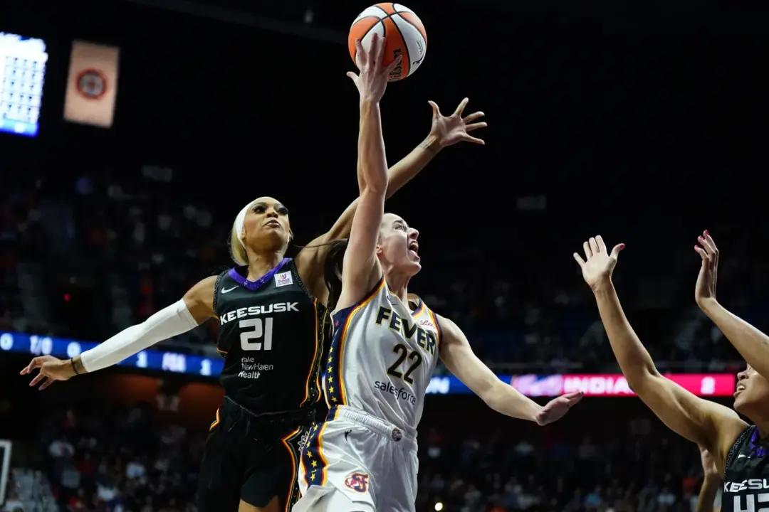 Clark’s WNBA Debut Anything but Smooth as Fever Falls to Sun