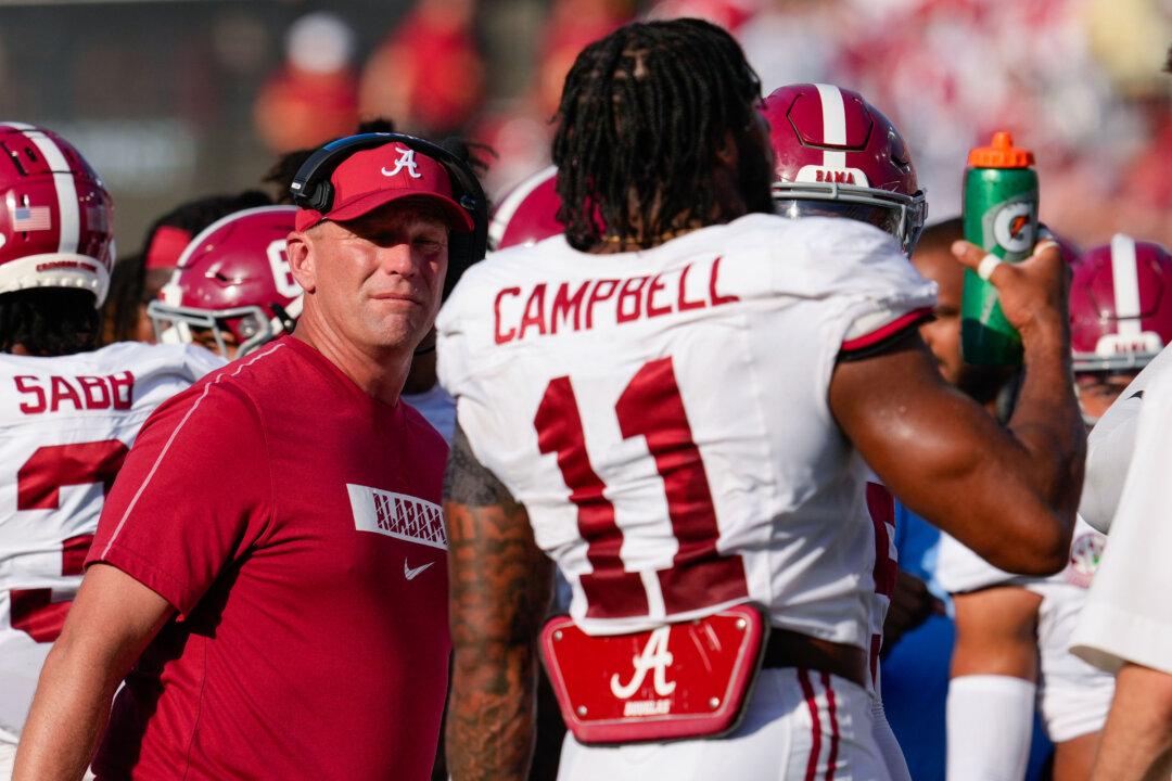 Neither Alabama nor LSU Can Afford Loss in Crucial SEC Matchup