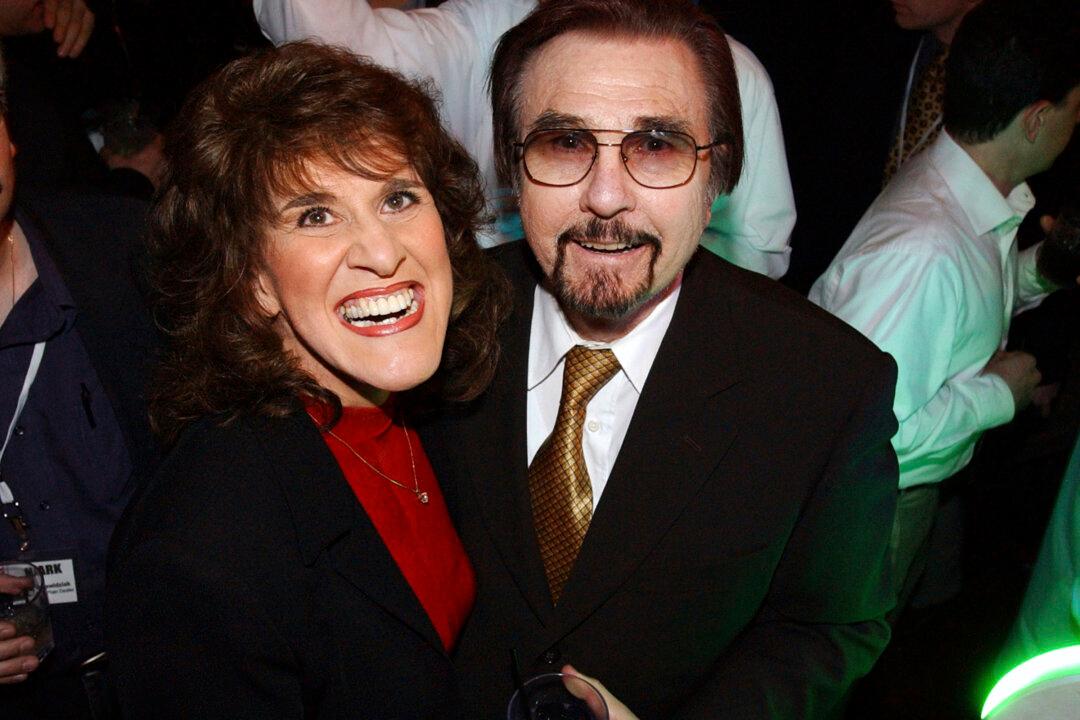 Comedian and ‘Laugh-In’ Star Ruth Buzzi Dies at 88