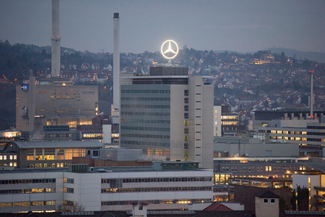 Mercedes-Benz Reaches $150 Million Settlement With US States Over Diesel Emissions