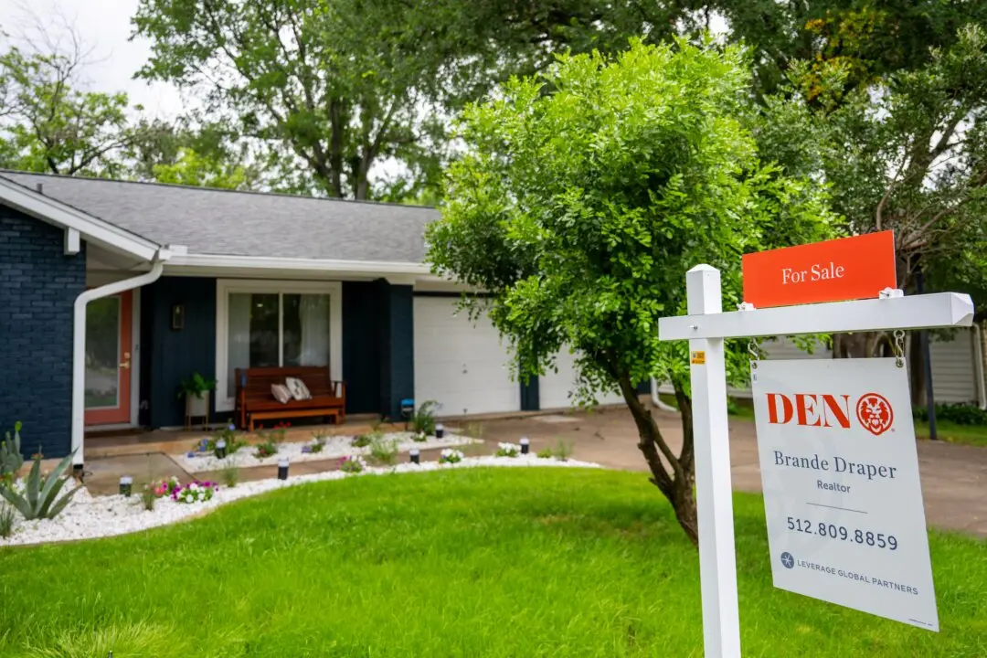 January Existing-Home Sales Record Biggest Drop in Nearly 4 Years