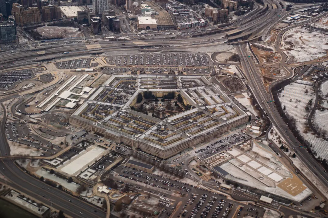 Pentagon Withdraws List of Chinese Military Companies