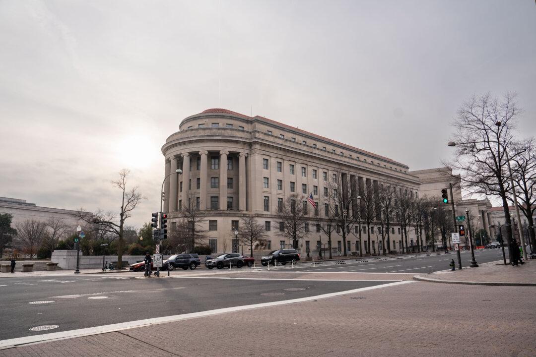 FTC Probing Pediatrician Group, Nonprofit Over Gender Dysphoria Treatments for Kids