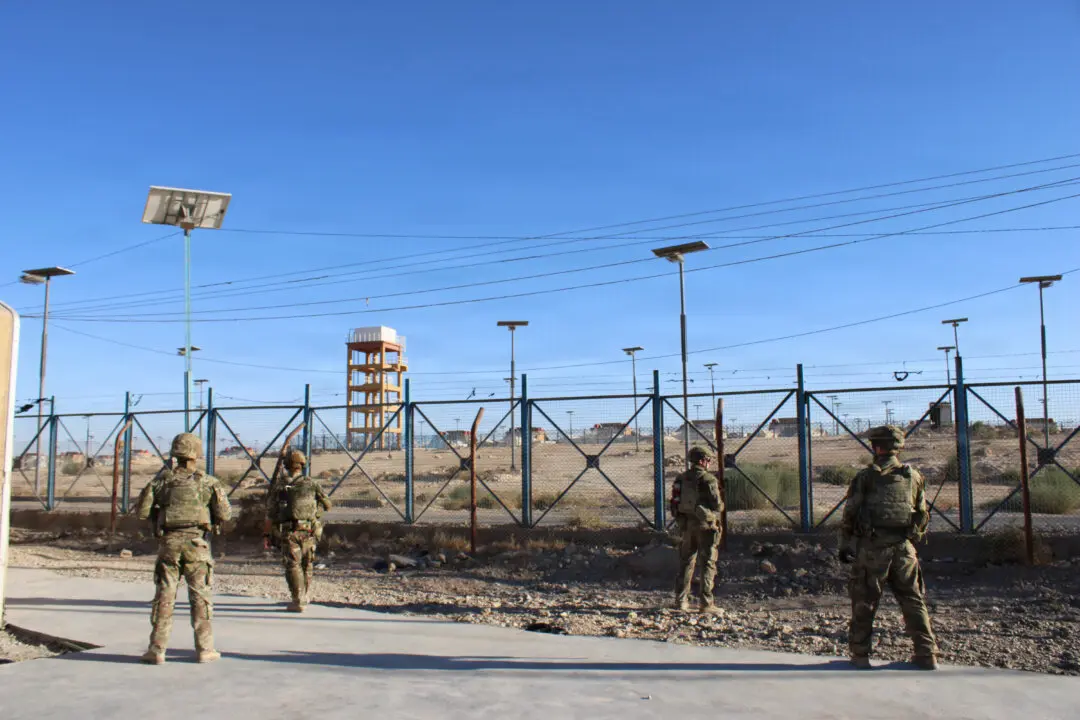 US Forces Complete ISIS Prisoner Transfer From Syria to Iraq