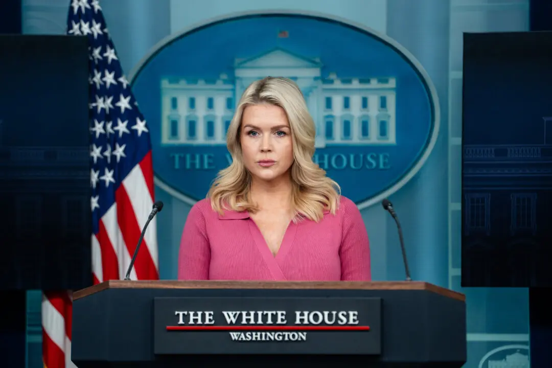 White House Urges Public to Contact FBI in Guthrie Case, Says Trump Reviewed New Images