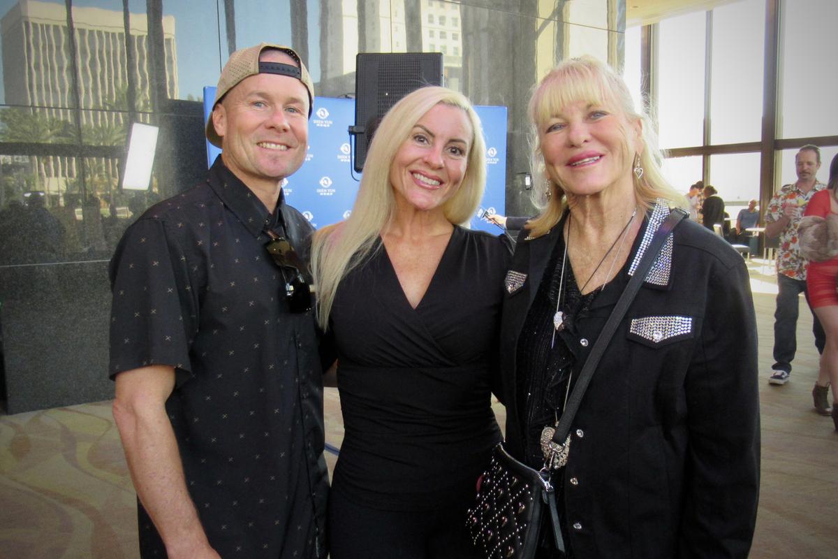 Dance Competition Owner Fulfills Wish to See Shen Yun After 20 Years