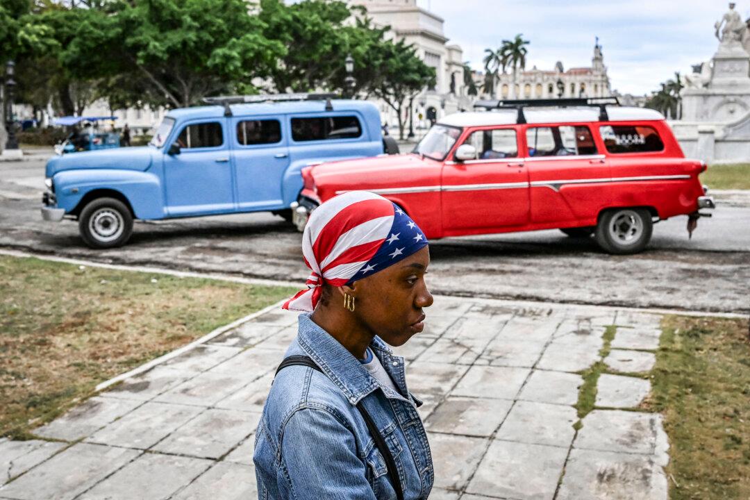 Momentum Builds for End of Regime in Cuba