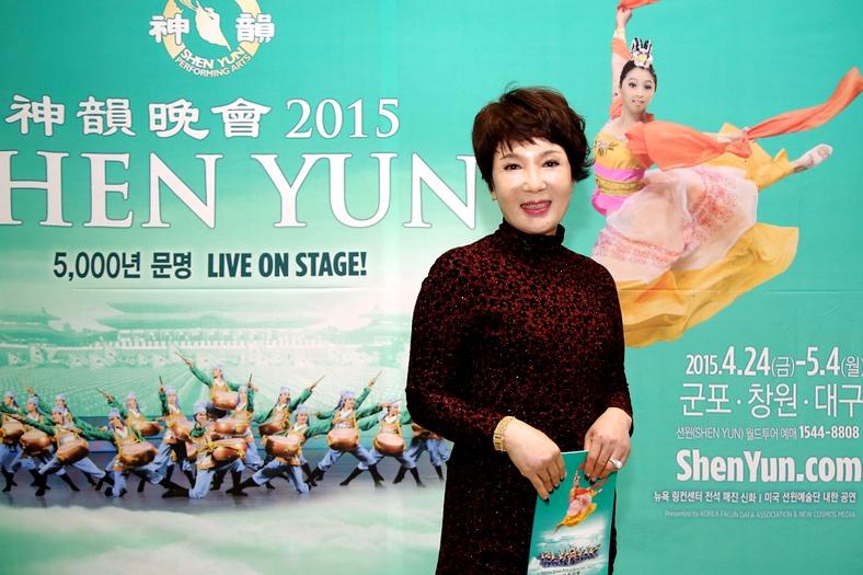 Company President: Shen Yun’s Colors Have a ‘Healing Touch’