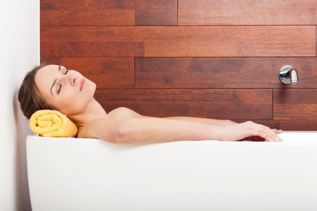 Hot Baths May Boost Exercise Endurance in Heart Failure Patients, Study Finds