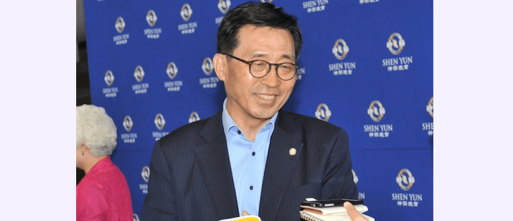 Parliament Member Feels Heaven and Human World Coexist in Shen Yun