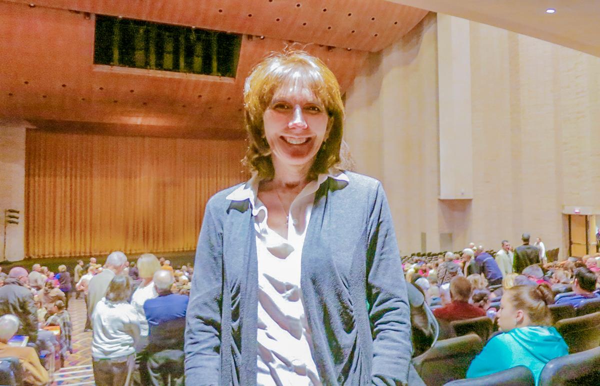 Accounting Firm Owner Finds Shen Yun ‘A Journey Back in Time’