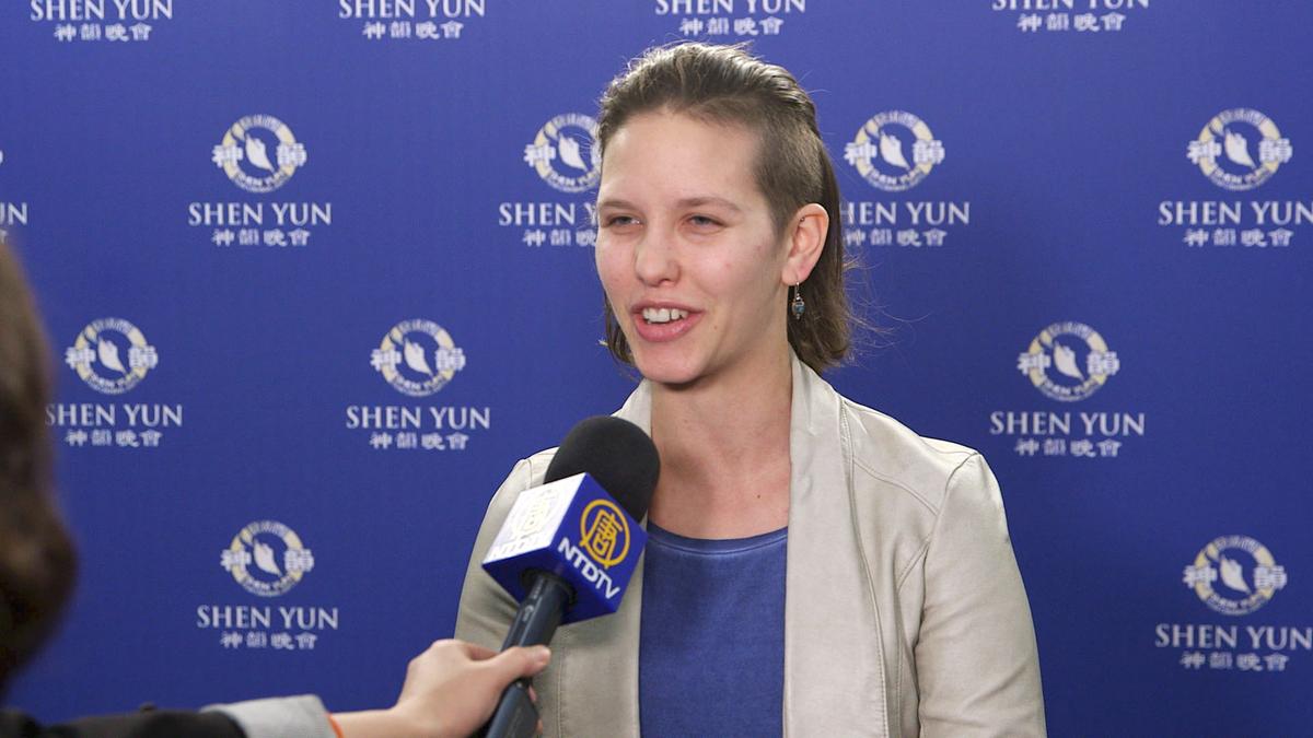 Shen Yun Is Impressive, Says Dancer