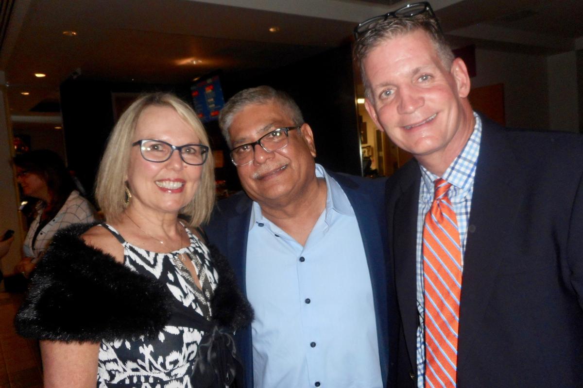 Shen Yun Tells a True Story, Newspaper Executive Says