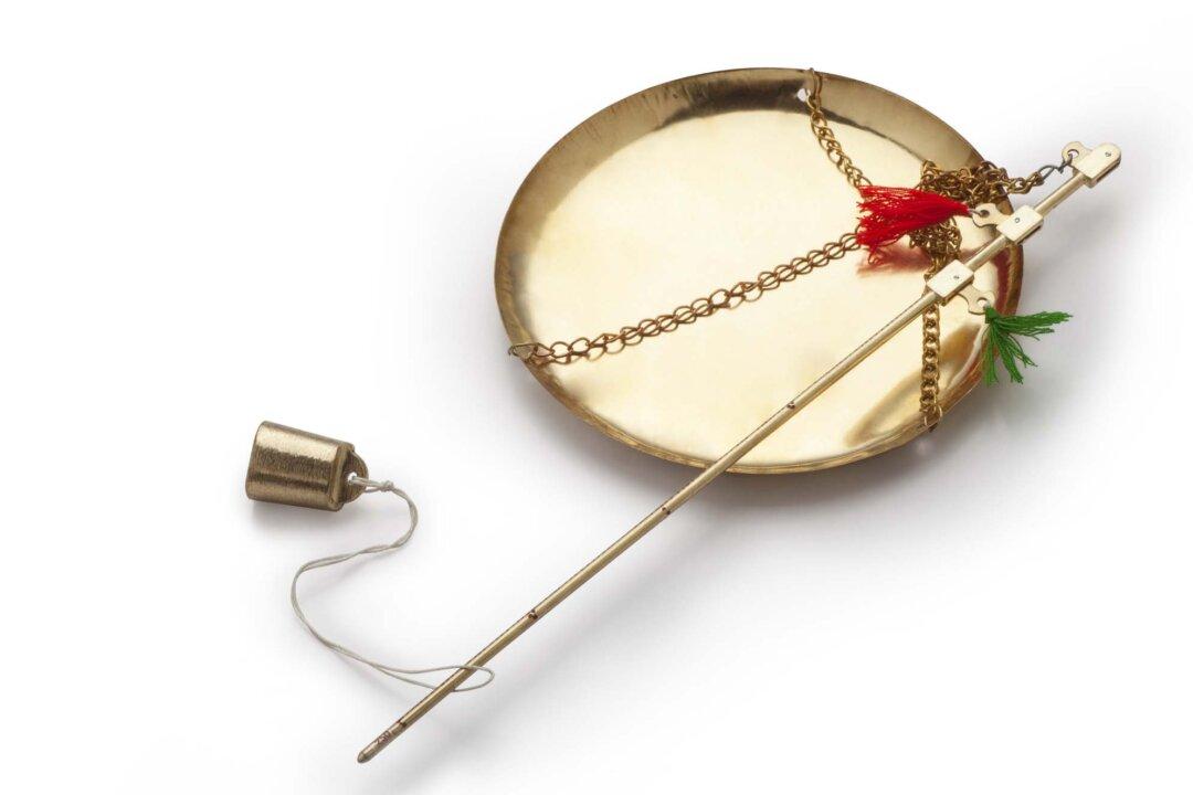 The Ancient Chinese Story: Weighing Up Integrity