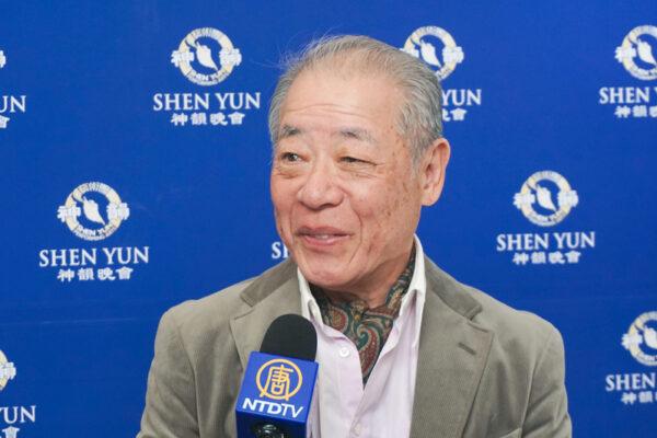 Haraguni Masahiro, medical doctor at Tomi Shokyo Hospital in Japan’s Okinawa, enjoyed the Shen Yun performance at Fukuoka Sunpalace Hall on the afternoon of Jan. 21, 2020. (Lu Yong/The Epoch Times)