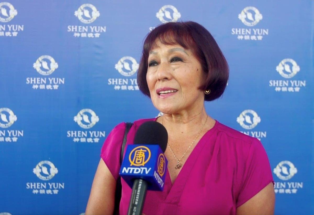 Ballet Director Says Shen Yun Dancers Move Our Souls