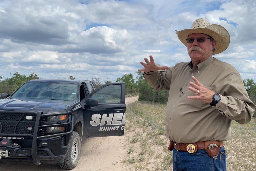 Border County Urges Abbott to Back Creation of Texas Division of Homeland Security