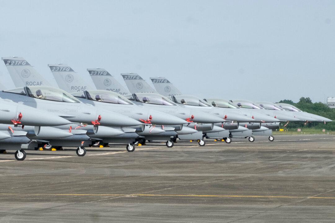 Taiwan Sends Jets After 27 Chinese Planes Enter Buffer Zone