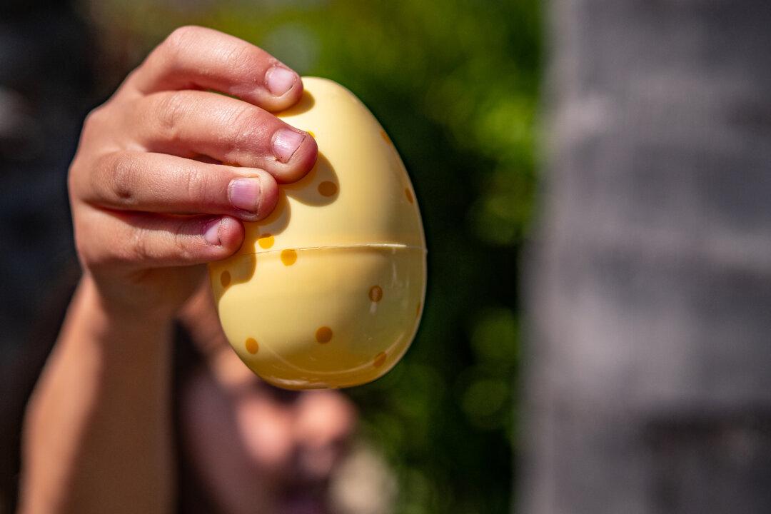 Despite Expected Rain, Easter Celebrations Are on in Southern California