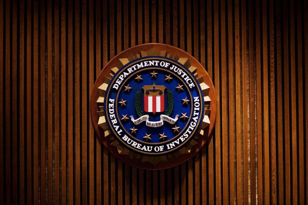 Suspected Russian Intelligence Officer Among Those Facing Sanctions-Busting Conspiracy Charges