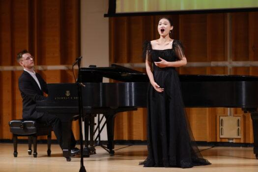 Female division silver award winner mezzo-soprano Jingjing Xu from Canada and pianist Chris Knopp. (Zhenli Lian/Epoch Times)