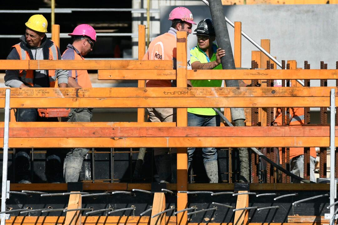 Australian Developer Apologises for Calling Workers ‘Arrogant,’ ‘Less Productive’