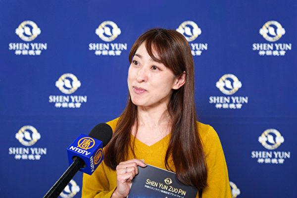 Dancer Ms. Asaki Yumemi attends Shen Yun Performing Arts at the Hyogo Performing Arts Center in Nishinomiya, Japan, on the evening of Jan. 9, 2023. (Annie Gong/The Epoch Times)