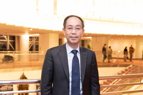 Mr. Kawai Minetaka, a department manager of a Japanese bank, attends Shen Yun Performing Arts at the Kawaguchi Comprehensive Cultural Center Lilia in Kawaguchi, Japan, on Jan. 17, 2023. (Fujino Takeshi/The Epoch Times)