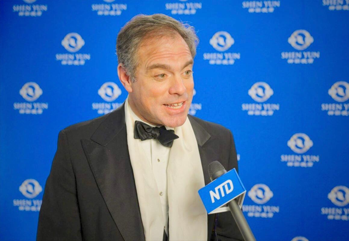 Shen Yun Held ‘Very Beautiful Message’ for Radio Show Host