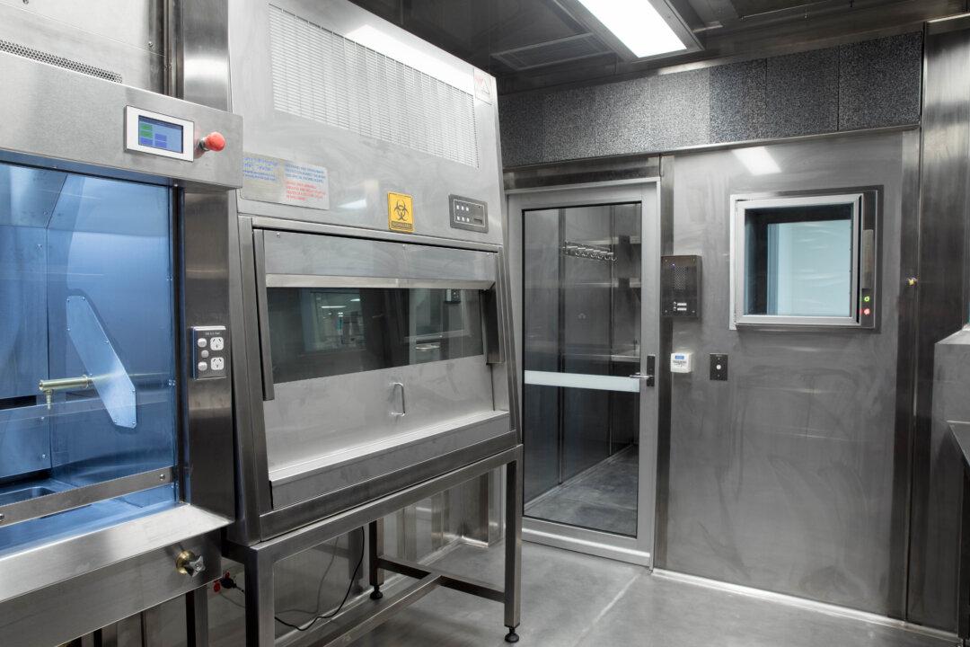 Quest For True Dangers of Nanoplastics Boosted By Specially Designed Lab