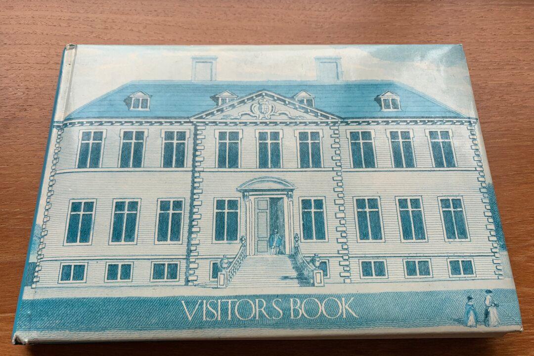 A Grandmother’s Guestbook Records a Life of Love on Every Page