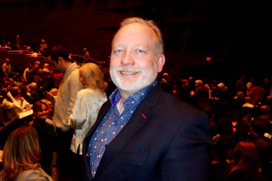 Shen Yun ‘Gets People Closer Together,’ Says Canadian Business Owner